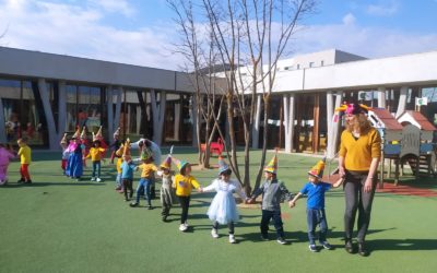 Un carnaval haut en couleurs à l’école maternelle